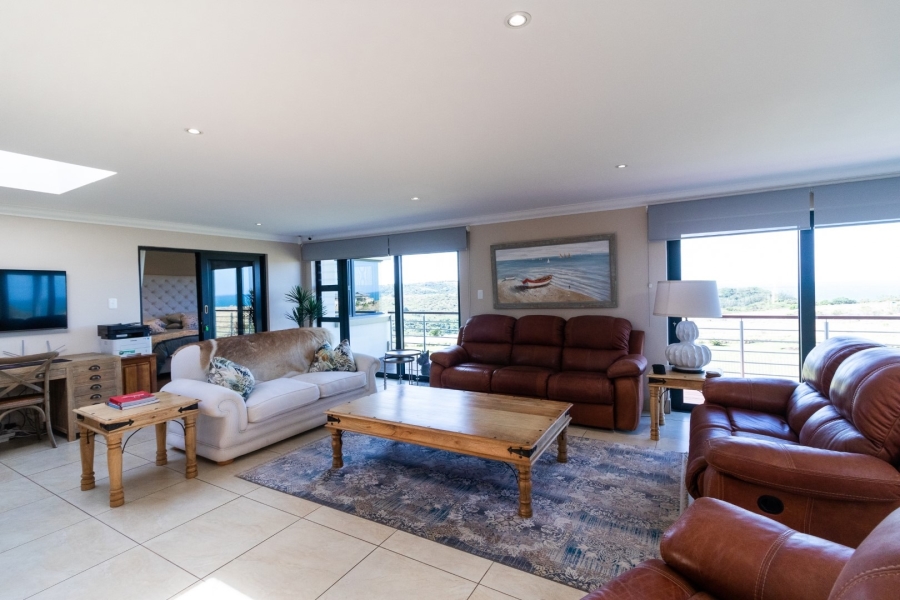 4 Bedroom Property for Sale in Cypraea Sands Estate Eastern Cape